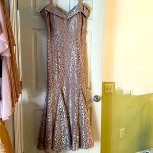 Size 14 formal dress